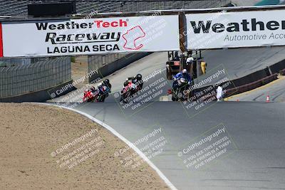 media/Jun-26-2022-CRA (Sun) [[122d0e5426]]/Race 13 (Expert 1000 Superbike)/Start Finish/